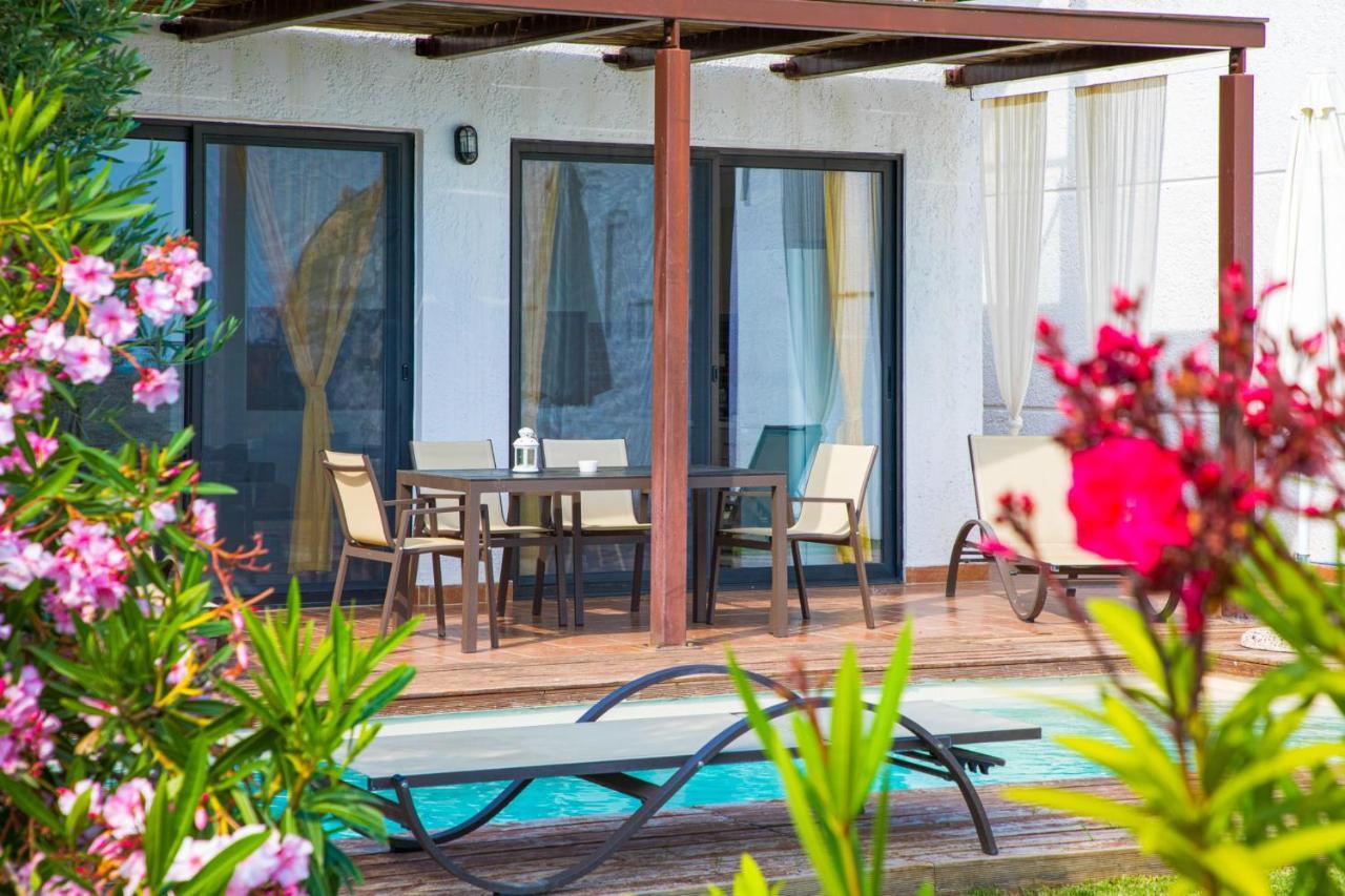 Kalma Villa Ena Nea Moudania Bagian luar foto