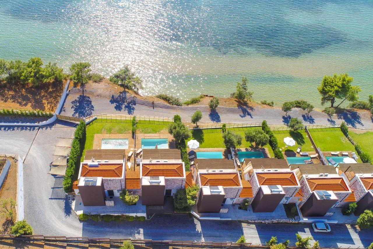 Kalma Villa Ena Nea Moudania Bagian luar foto