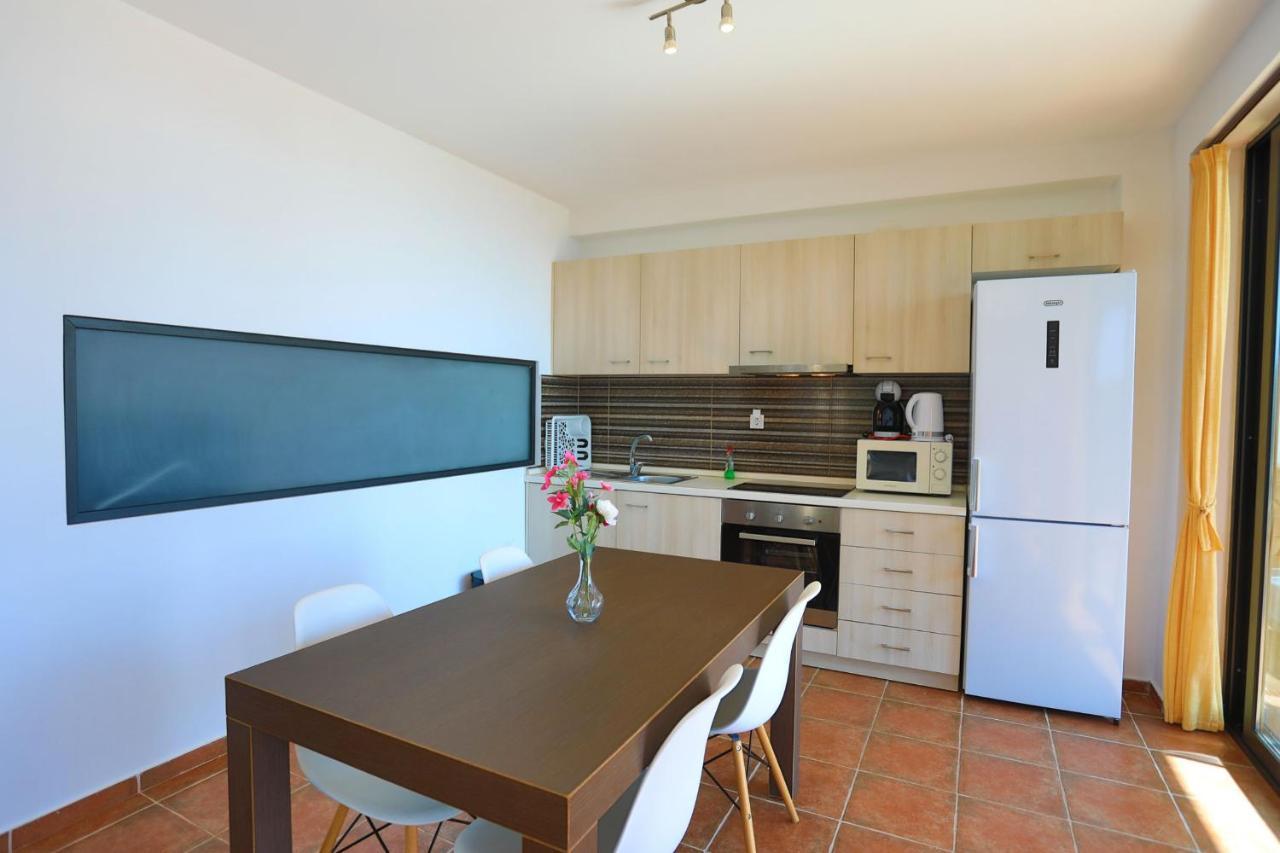 Kalma Villa Ena Nea Moudania Bagian luar foto